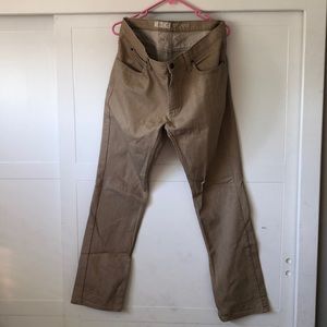 Men’s Khaki Freeworld (Pacsun) Skinny Jeans 36x32